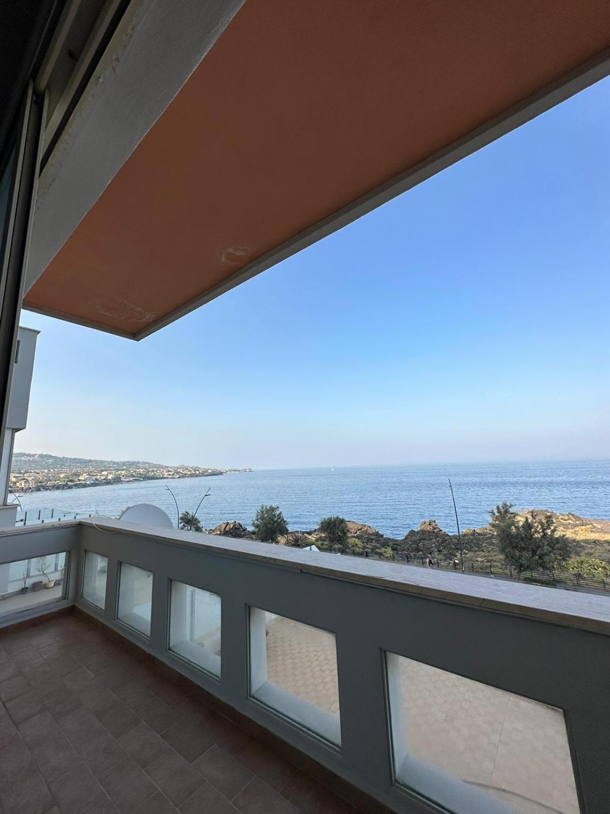 Perla Marina Sea View Apartment Catánia Buitenkant foto