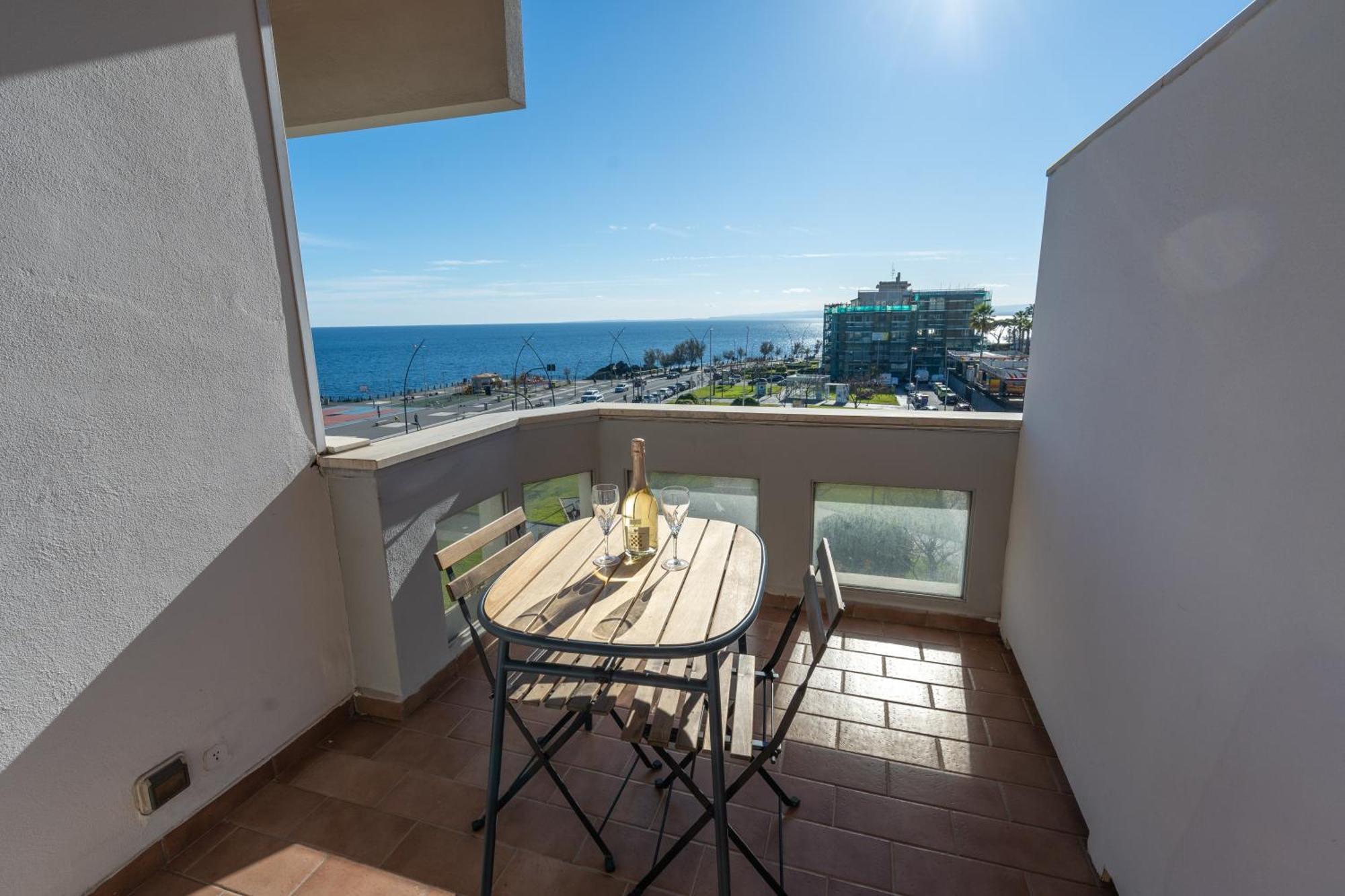 Perla Marina Sea View Apartment Catánia Buitenkant foto