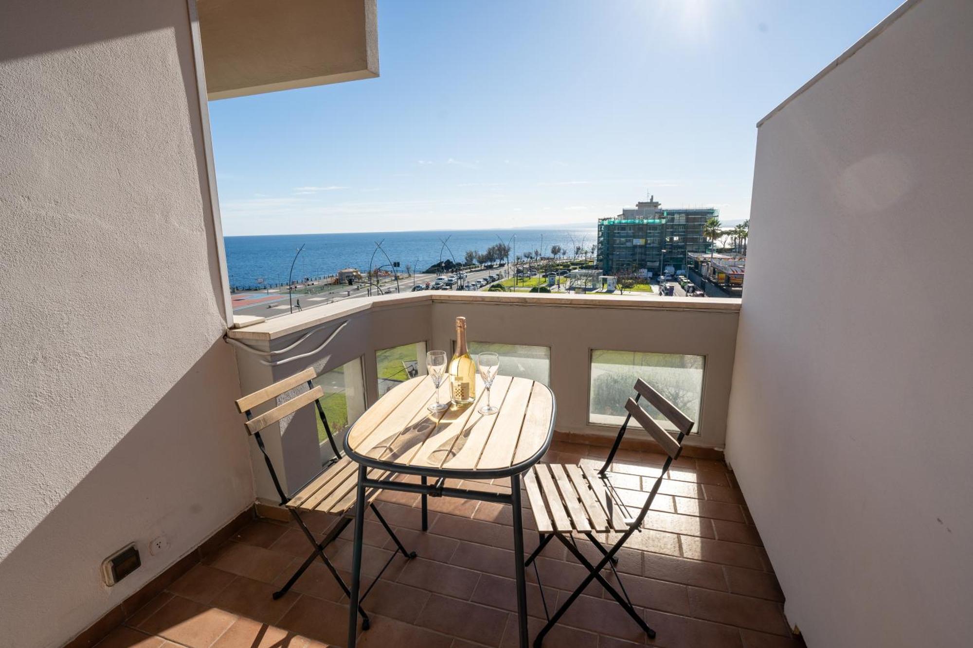Perla Marina Sea View Apartment Catánia Buitenkant foto