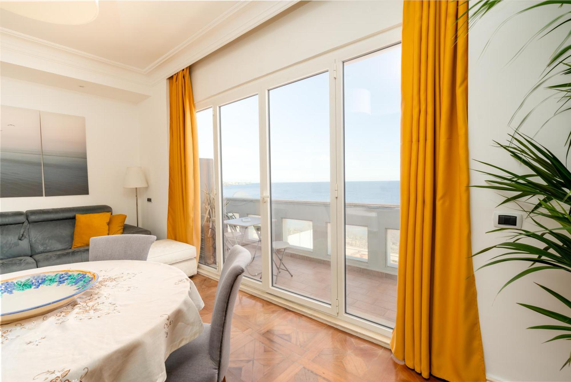 Perla Marina Sea View Apartment Catánia Buitenkant foto