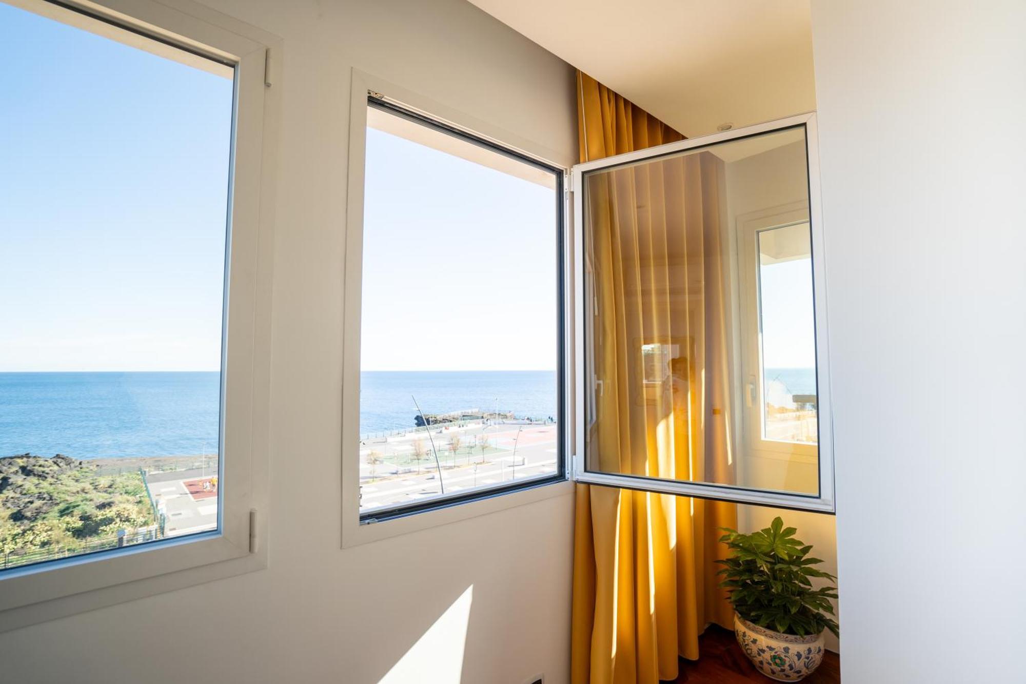 Perla Marina Sea View Apartment Catánia Buitenkant foto